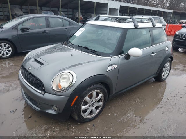 2009 MINI COOPER S WMWMF73589TT94372 Photo 1