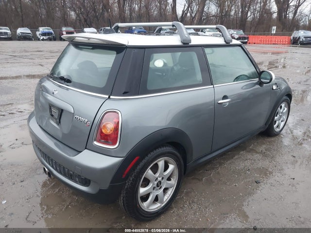 2009 MINI COOPER S WMWMF73589TT94372 Photo 3