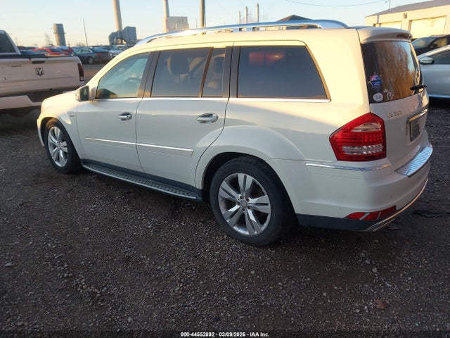 2011 MERCEDES-BENZ GL 350 BLUETEC 4JGBF2FE5BA708713 Photo 2
