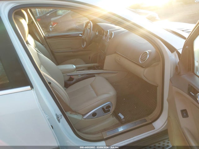 2011 MERCEDES-BENZ GL 350 BLUETEC 4JGBF2FE5BA708713 Photo 4