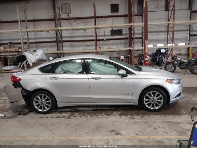 Продажа на аукционе авто 2017 Ford Fusion Hybrid Se, vin: 3FA6P0LU4HR380823, номер лота: 44552926