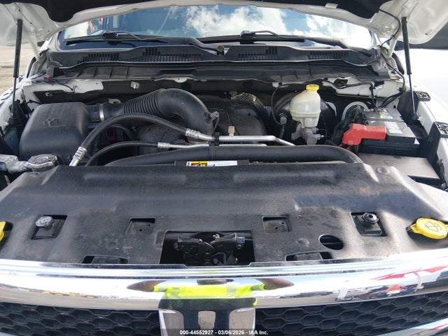44552927 :رقم المزاد ، 1C6RR6GT1GS225467 vin ، 2016 Ram 1500 Slt مزاد بيع