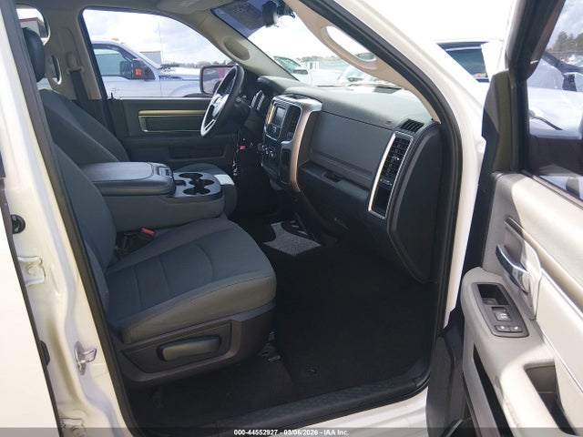 44552927 :رقم المزاد ، 1C6RR6GT1GS225467 vin ، 2016 Ram 1500 Slt مزاد بيع