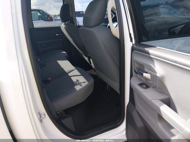 44552927 :رقم المزاد ، 1C6RR6GT1GS225467 vin ، 2016 Ram 1500 Slt مزاد بيع