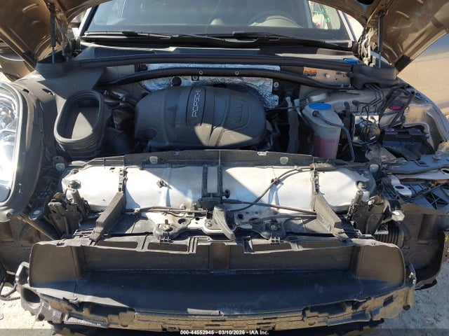 2017 PORSCHE MACAN WP1AA2A58HLB82224 Photo 9