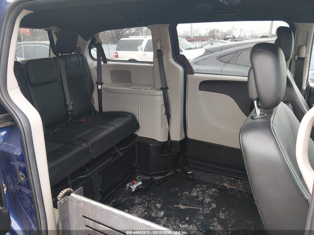 Продаж на аукціоні авто 2019 Dodge Grand Caravan Sxt, vin: 2C7WDGCG4KR698172, номер лоту: 44552975