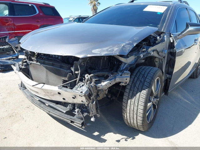 Продаж на аукціоні авто 2019 Lexus Ux 200, vin: JTHY3JBH3K2005895, номер лоту: 44553042
