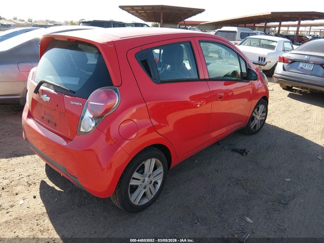Chevrolet Spark 1lt Cvt 2015 KL8CD6S96FC750597 Image 4