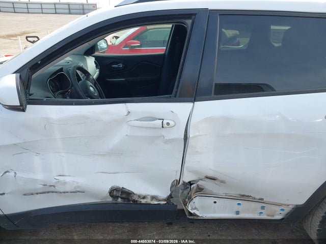 2021 JEEP CHEROKEE 1C4PJLCB9MD121196 Photo 5