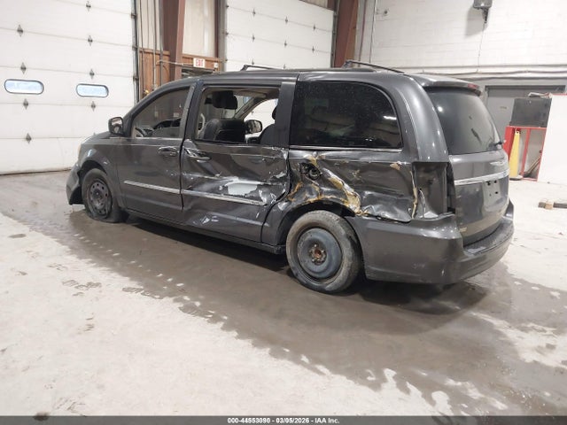 2016 CHRYSLER TOWN & COUNTRY 2C4RC1BG1GR141819 Photo 2
