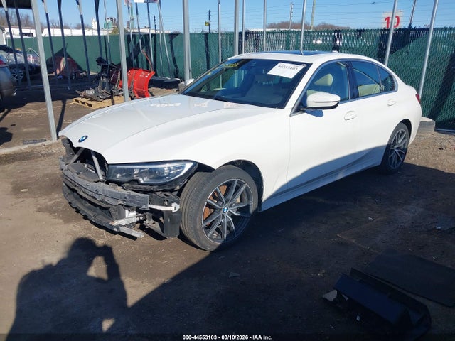 44553103 :رقم المزاد ، 3MW5R7J00L8B24943 vin ، 2020 Bmw 330i Xdrive مزاد بيع