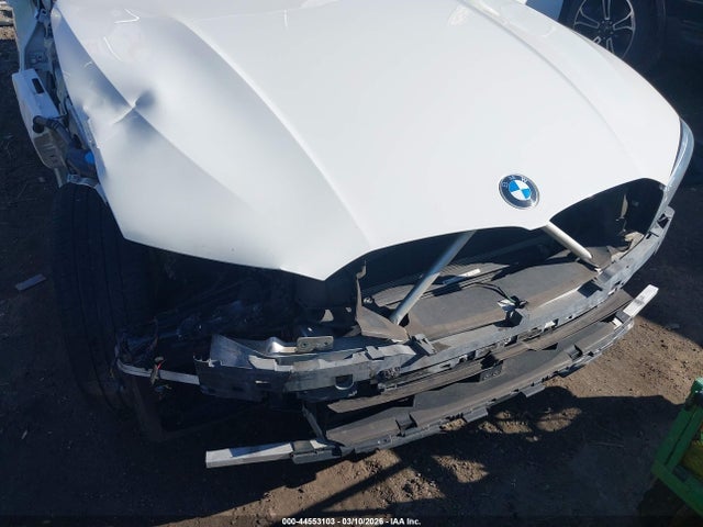 44553103 :رقم المزاد ، 3MW5R7J00L8B24943 vin ، 2020 Bmw 330i Xdrive مزاد بيع