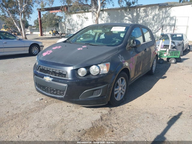 1G1JC6SH5F4124521 Chevrolet Sonic Lt Auto