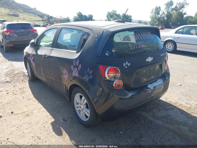 1G1JC6SH5F4124521 Chevrolet Sonic Lt Auto