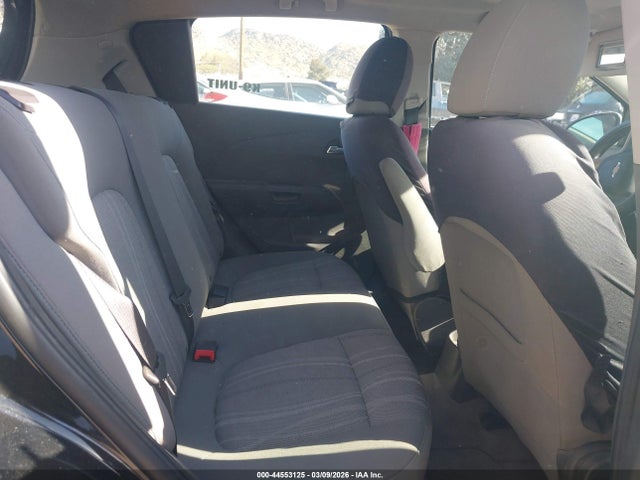 1G1JC6SH5F4124521 Chevrolet Sonic Lt Auto