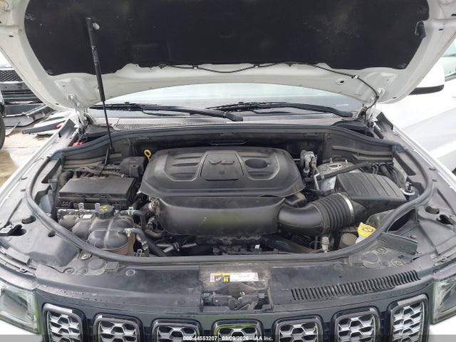 44553207 :رقم المزاد ، 1C4RJEAG6MC596488 vin ، 2021 Jeep Grand Cherokee Laredo X 4x2 مزاد بيع