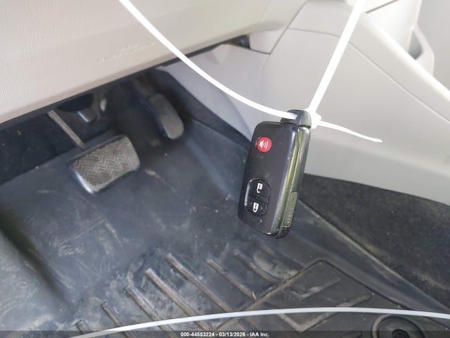 Toyota Prius V Four 2016 JTDZN3EU6GJ044241 Image 11