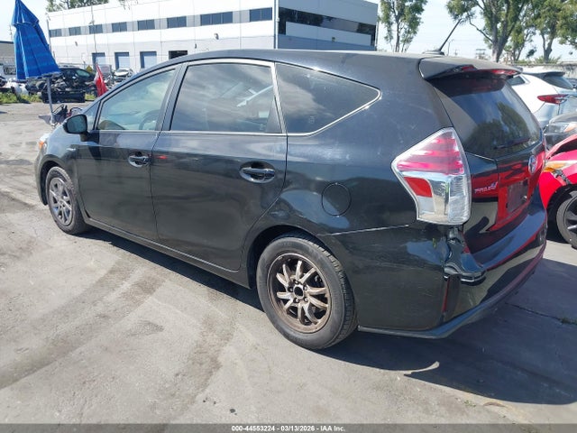 Toyota Prius V Four 2016 JTDZN3EU6GJ044241 Image 3