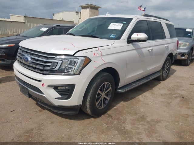 1FMJU1HT1JEA70944 Ford Expedition Xlt