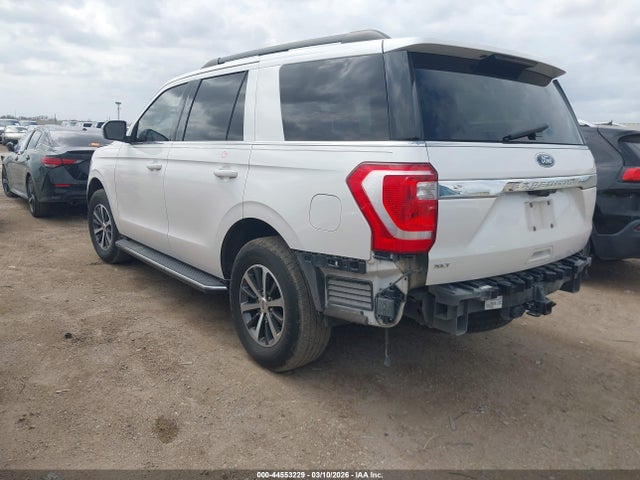 1FMJU1HT1JEA70944 Ford Expedition Xlt