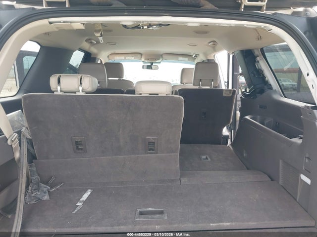 1FMJU1HT1JEA70944 Ford Expedition Xlt