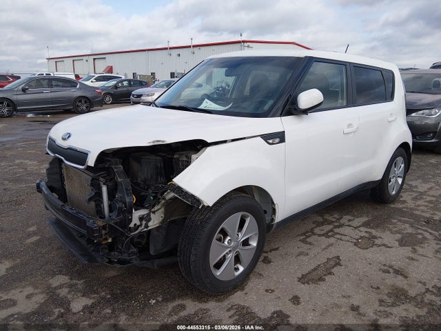 KIA Soul 2014 KNDJN2A25E7057696 Image 2