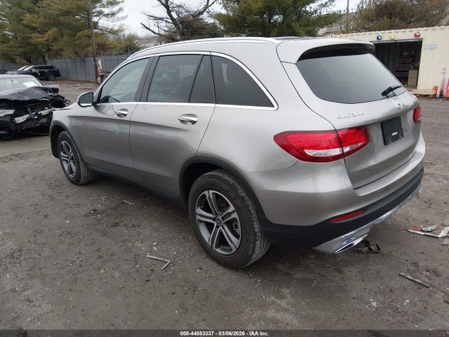 44553337 :رقم المزاد ، WDC0G4KB1KV192613 vin ، 2019 Mercedes-benz Glc 300 4matic مزاد بيع