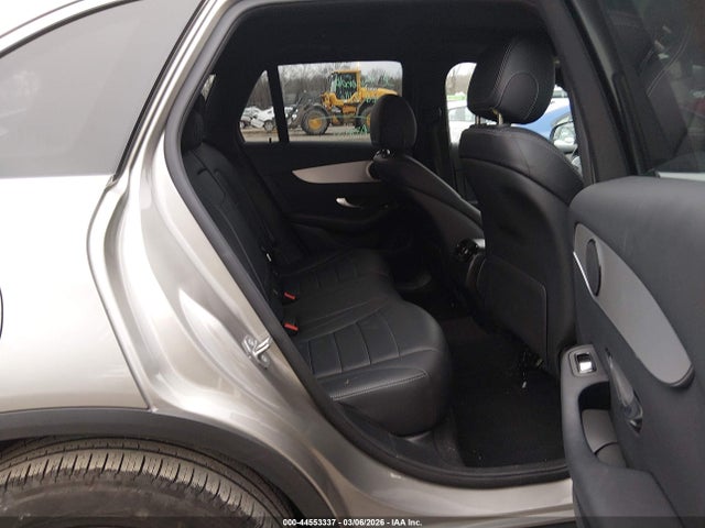 44553337 :رقم المزاد ، WDC0G4KB1KV192613 vin ، 2019 Mercedes-benz Glc 300 4matic مزاد بيع