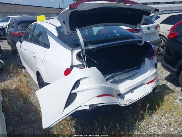 2023 KIA K5 5XXG64J25PG211045 Photo 2