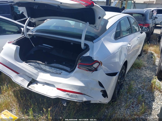 2023 KIA K5 5XXG64J25PG211045 Photo 3