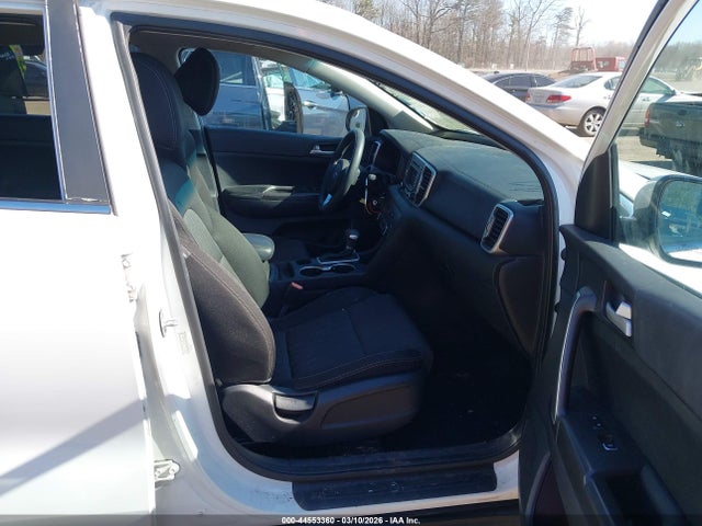 2017 Kia Sportage Lx მანქანა იყიდება აუქციონზე, vin: KNDPM3AC1H7211028, აუქციონის ნომერი: 44553360
