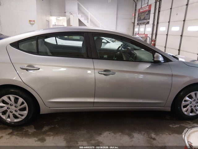 Hyundai ELANTRA SE 2020 5NPD74LF8LH614015 Image 13