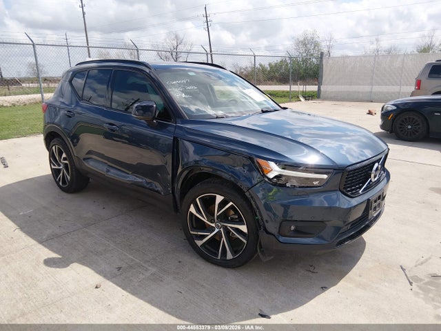 2022 VOLVO XC40 YV4AC2HMXN2646136