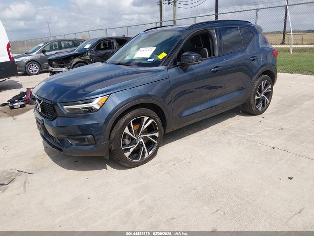 2022 VOLVO XC40 YV4AC2HMXN2646136 Photo 1