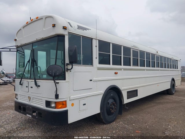 Ic Corporation 3000 Re 2016 4DRBXAAN2GB199082 Image 2