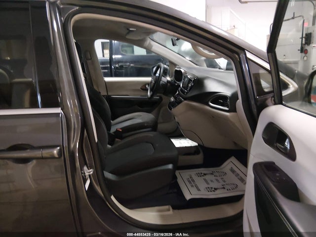 Aukcja sprzedaży 2020 Chrysler Voyager Lx, vin: 2C4RC1CG3LR252543, numer aukcji: 44553425
