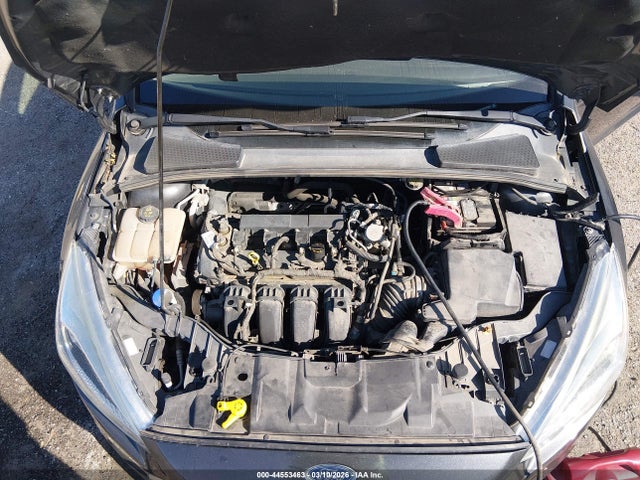 1FADP3K25GL379511 Ford FOCUS SE