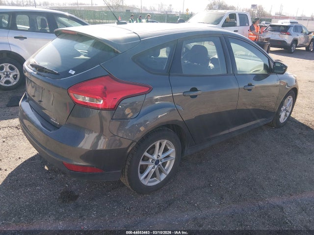 1FADP3K25GL379511 Ford FOCUS SE