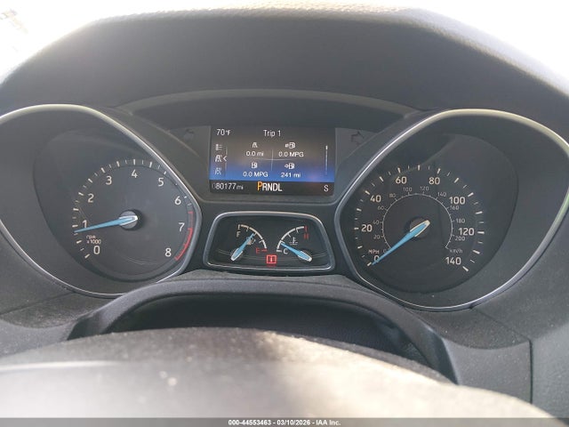 1FADP3K25GL379511 Ford FOCUS SE