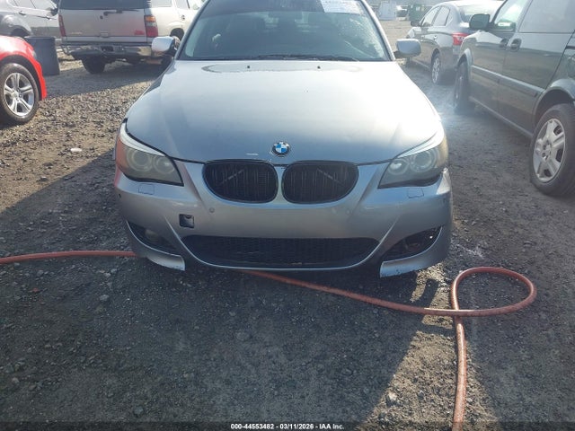 2004 Bmw 545i მანქანა იყიდება აუქციონზე, vin: WBANB33544B109481, აუქციონის ნომერი: 44553482