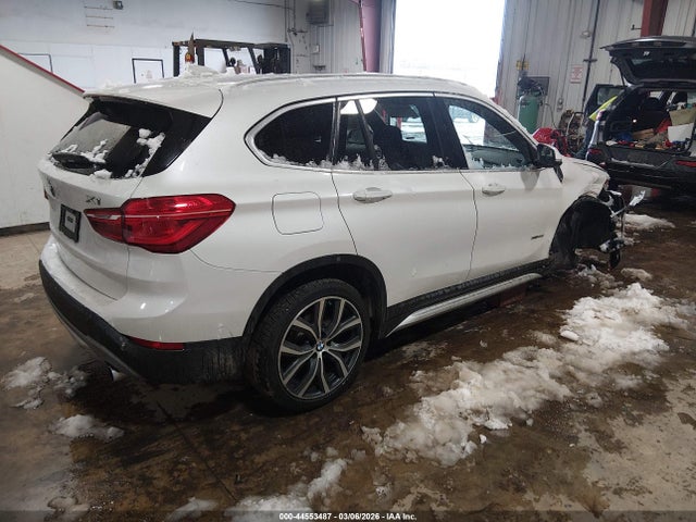 2016 BMW X1 WBXHT3C39GP888074 Photo 3