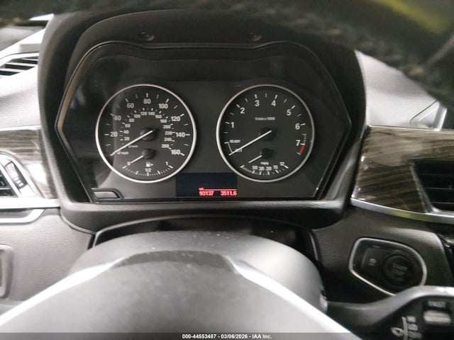 2016 BMW X1 WBXHT3C39GP888074 Photo 6