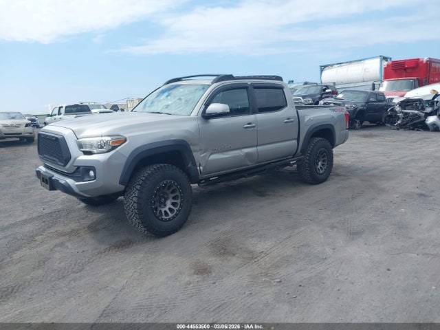 3TMCZ5AN5JM130476 Toyota Tacoma Trd Sport