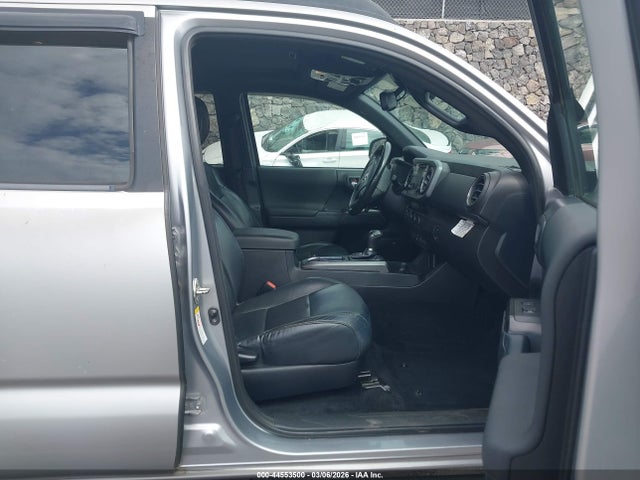3TMCZ5AN5JM130476 Toyota Tacoma Trd Sport