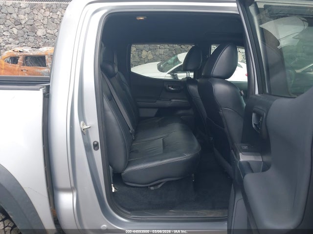 3TMCZ5AN5JM130476 Toyota Tacoma Trd Sport