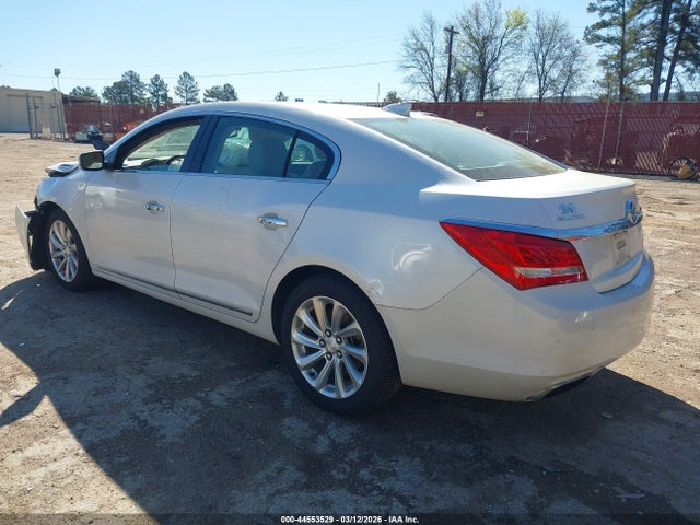44553529 :رقم المزاد ، 1G4GB5G30GF252114 vin ، 2016 Buick Lacrosse Leather مزاد بيع