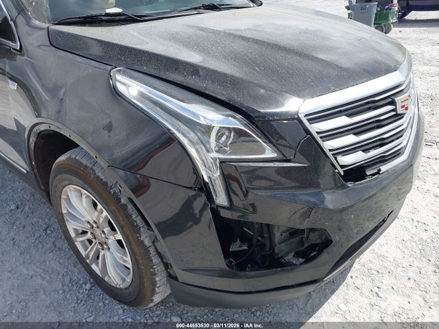 1GYKNARSXJZ205191 Cadillac Xt5 Standard