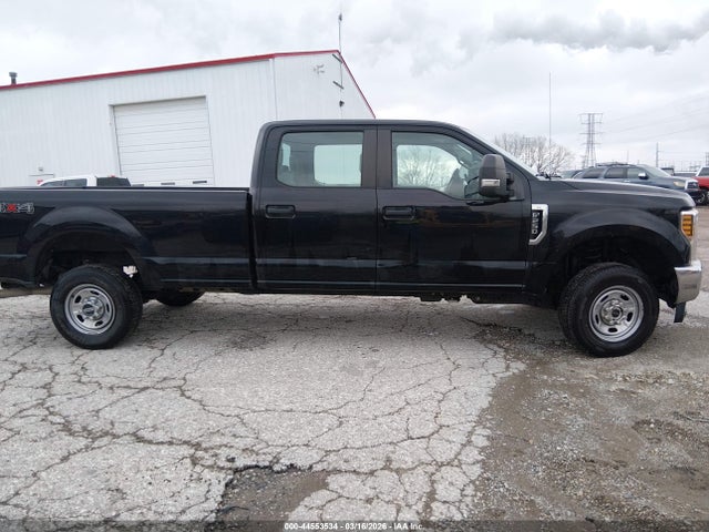 1FT7W2B61KEF41137 Ford F-250 Xl