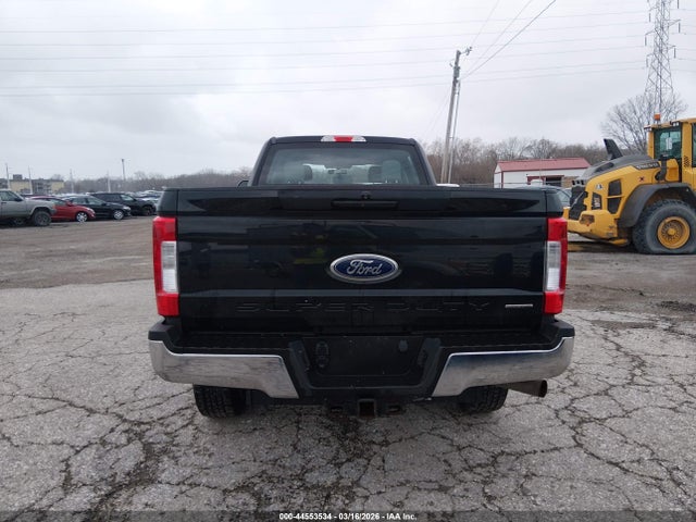 1FT7W2B61KEF41137 Ford F-250 Xl