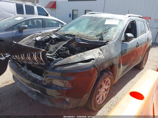 44553571 :رقم المزاد ، 1C4PJMCB9GW117132 vin ، 2016 Jeep Cherokee Latitude مزاد بيع